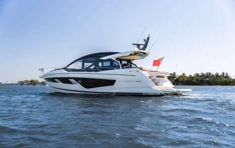 sunseeker-predator-65-exterior 