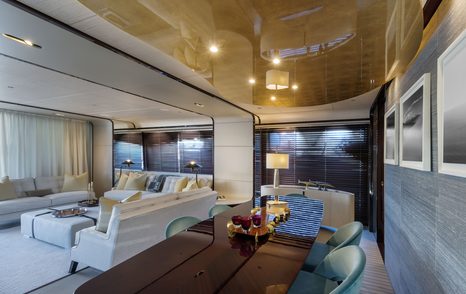 yacht salon layout