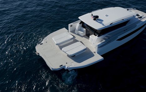 Sunreef-Ultima-55-Review-aft-deck-balconies-out