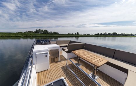 Galeon 500 Fly flybridge