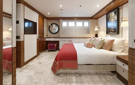 Superyacht Philosophy's  guest cabin