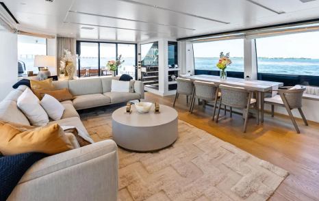 Sanlorenzo motor yacht Gatsby main saloon lounge area 