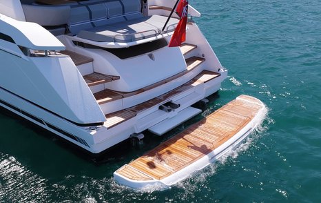 Fairline Targa 47 GT with the hydraulic bathing platform lowered for water access