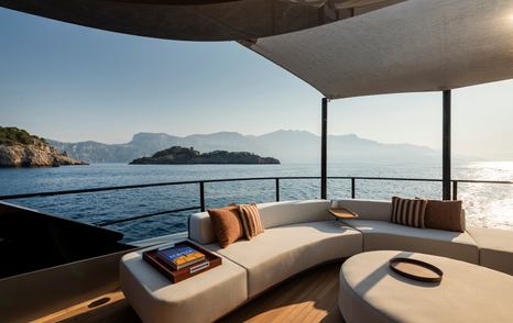 Rossinavi Superyacht Heed aft with curved white seating