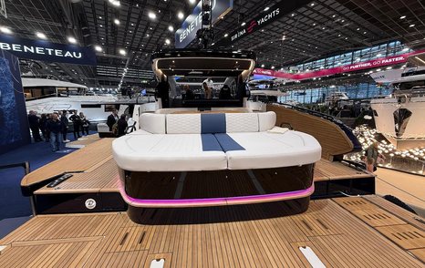 Next-Gen Beneteau Gran Turismo 50 motor yacht large sunpad on aft deck at boot 2026