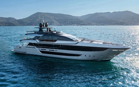 Riva 130 Bellissima