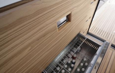 Marex-390-Review-cooling-space