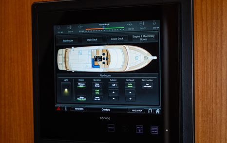 Fleming 85 Boning digital switching system controlling onboard yacht functions