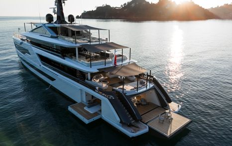 Tankoa-T580-Diamond-Binta-Review-aerial-aft-view-at-sunset