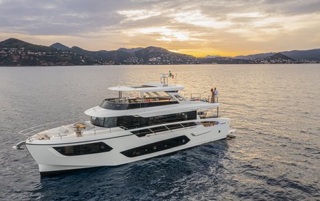 Absolute Navetta 75 exterior 