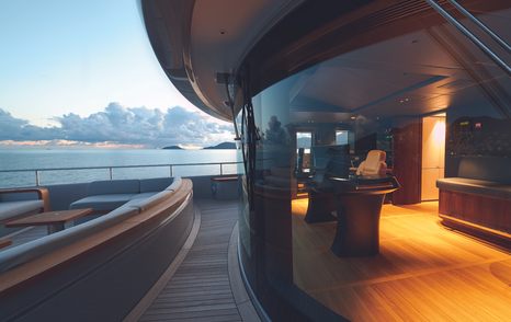 Oasis 40m aft deck night shot