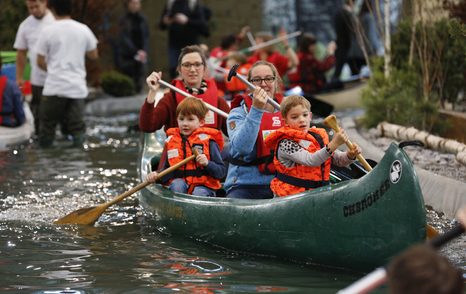 Family canoeing