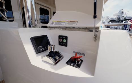 Fleming 85 side-deck docking station with joystick and thruster controls