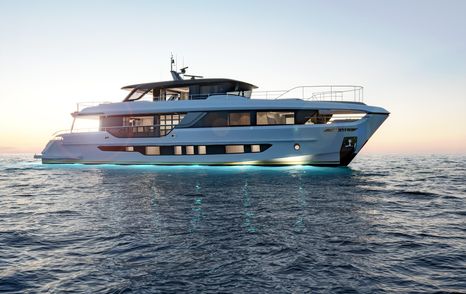 Starboard profile of the Gulf Craft Majesty 100 Terrace at anchor