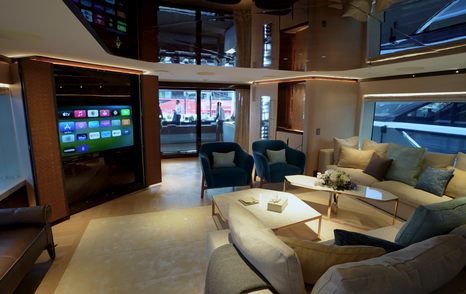Tankoa-Yachts-S501-Evo-Review-saloon-lounge-area