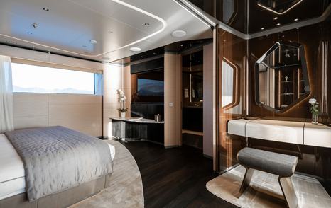 Superyacht Diamond Binta's owner's room and desk