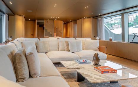 Motor yacht K2 main saloon lounge area