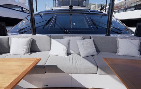 Tankoa-Yachts-S501-Evo-Review-foredeck-seating
