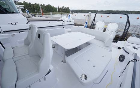 Axopar-29-CCX-Review-aft-deck