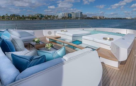 Superyacht Neverlands' foredeck with infinity pool