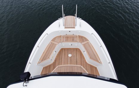 Targa-32-Coupé-foredeck-without-cabin