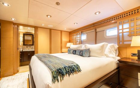  Superyacht Rochade second guest cabin