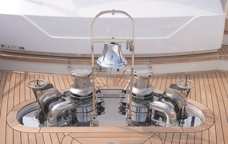 Custom-Line-Navetta-42-Review-foredeck-bell