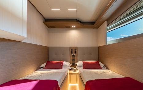 Pardo Yachts E72 twin room