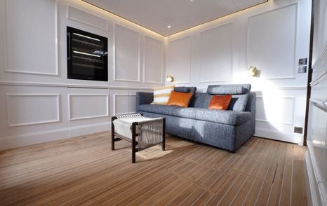 Picchiotti-Gentlemans-24-Review-beach-club