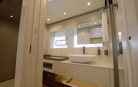 VIP bathroom on the Manda S07 Berlinetta with separate shower and toilet compartment