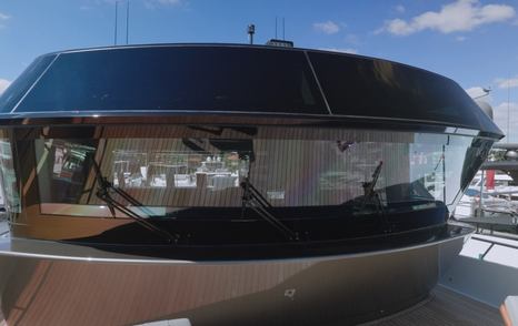 CL-Yachts-CLX96-Review-pilothouse
