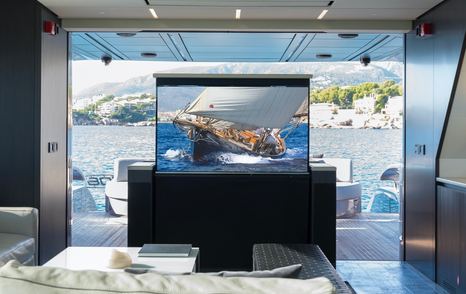 Pershing motor yacht Aldebaran III main saloon with TV 