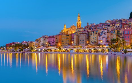 british boat cruising cote d'azur