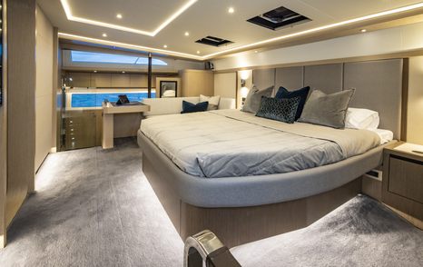 Aquila 70 owner's cabin 