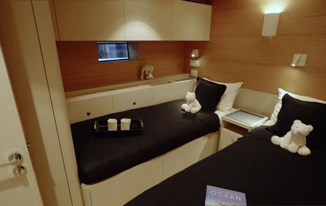 Arksen-85-Review-twin-cabin