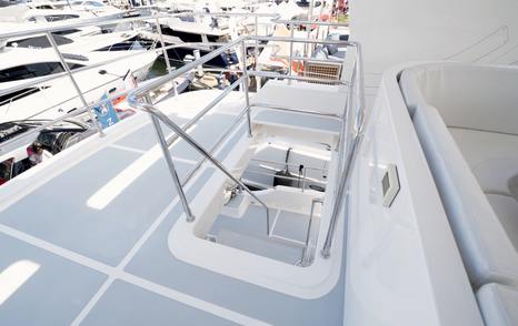 Nordhavn-68-Review-flybridge-stairs