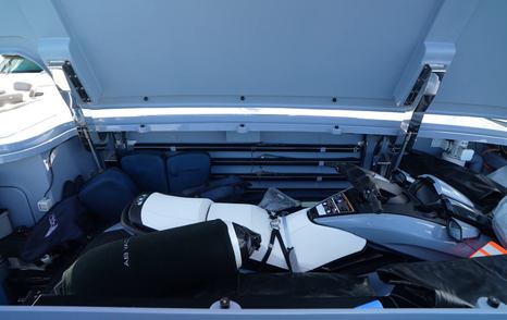 AB-120-Review-foredeck-garage