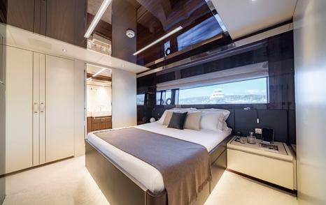 Superyacht Elysium I guest cabin