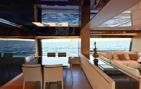 Sanlorenzo motor yacht Slam main saloon dining area 