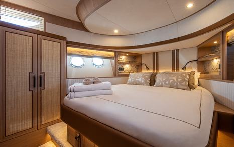 Mulder Favorite 1700 boat master cabin 