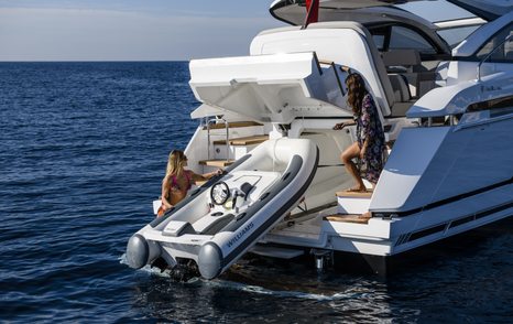 Fairline Targa 45 Open tender launch, tender garage