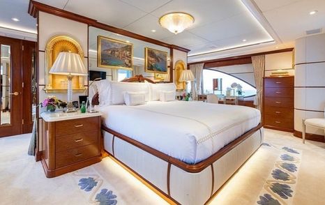 Large suite on Trinity superyacht White Star