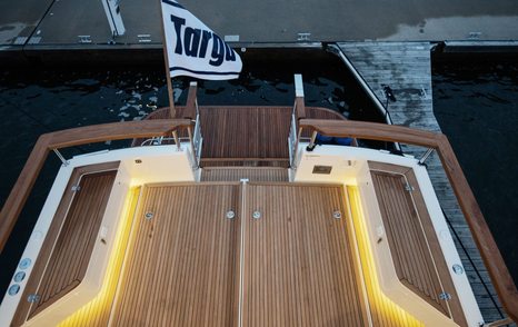 Targa 46 swim platform