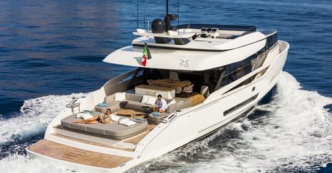 Extra-X76-Loft-Review-aft-deck
