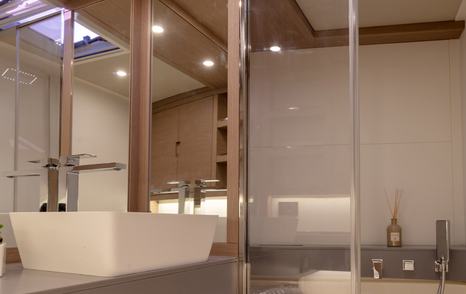 Pardo-GT52-ensuite