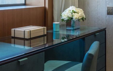 Baglietto motor yacht Lucky Me Yacht Academy master cabin desk 