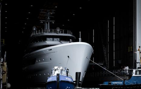 Superyacht GALINNA emerging from outfitting facilities