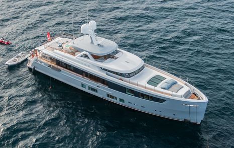 Superyacht DELTA ONE at sea