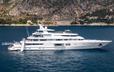 Superyacht CORAL OCEAN at anchor