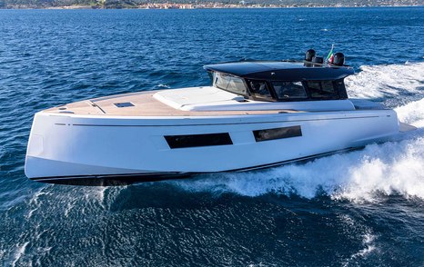 Pardo GT52 running